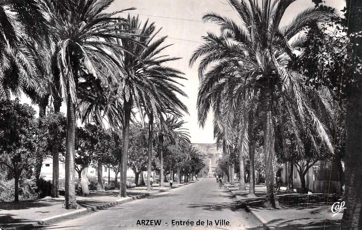 Arzew - Entree de la Ville.jpg